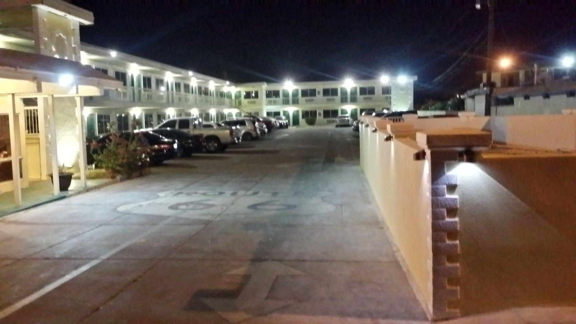 Desert Mirage Inn & Suites Needles Εξωτερικό φωτογραφία