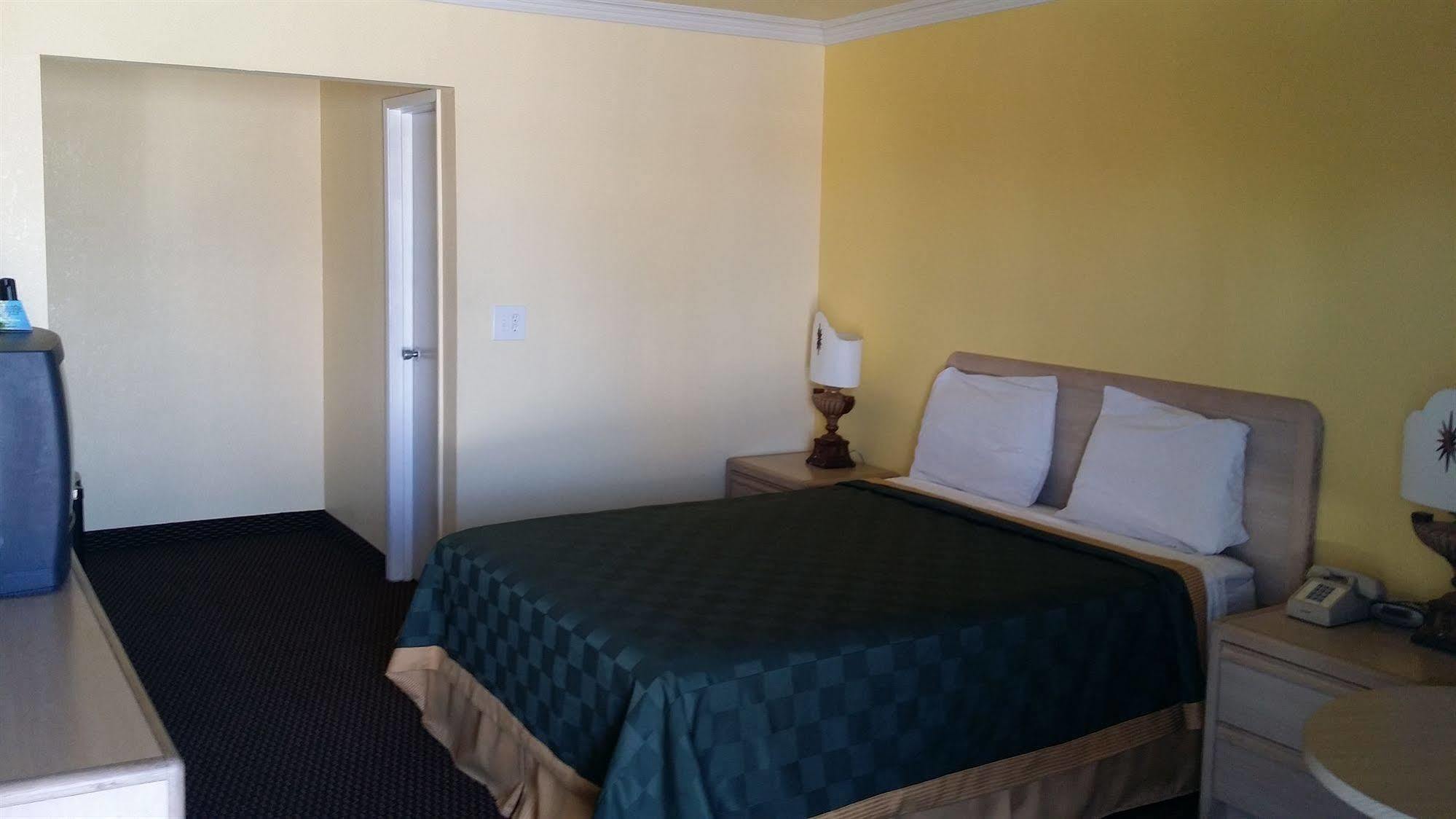 Desert Mirage Inn & Suites Needles Εξωτερικό φωτογραφία