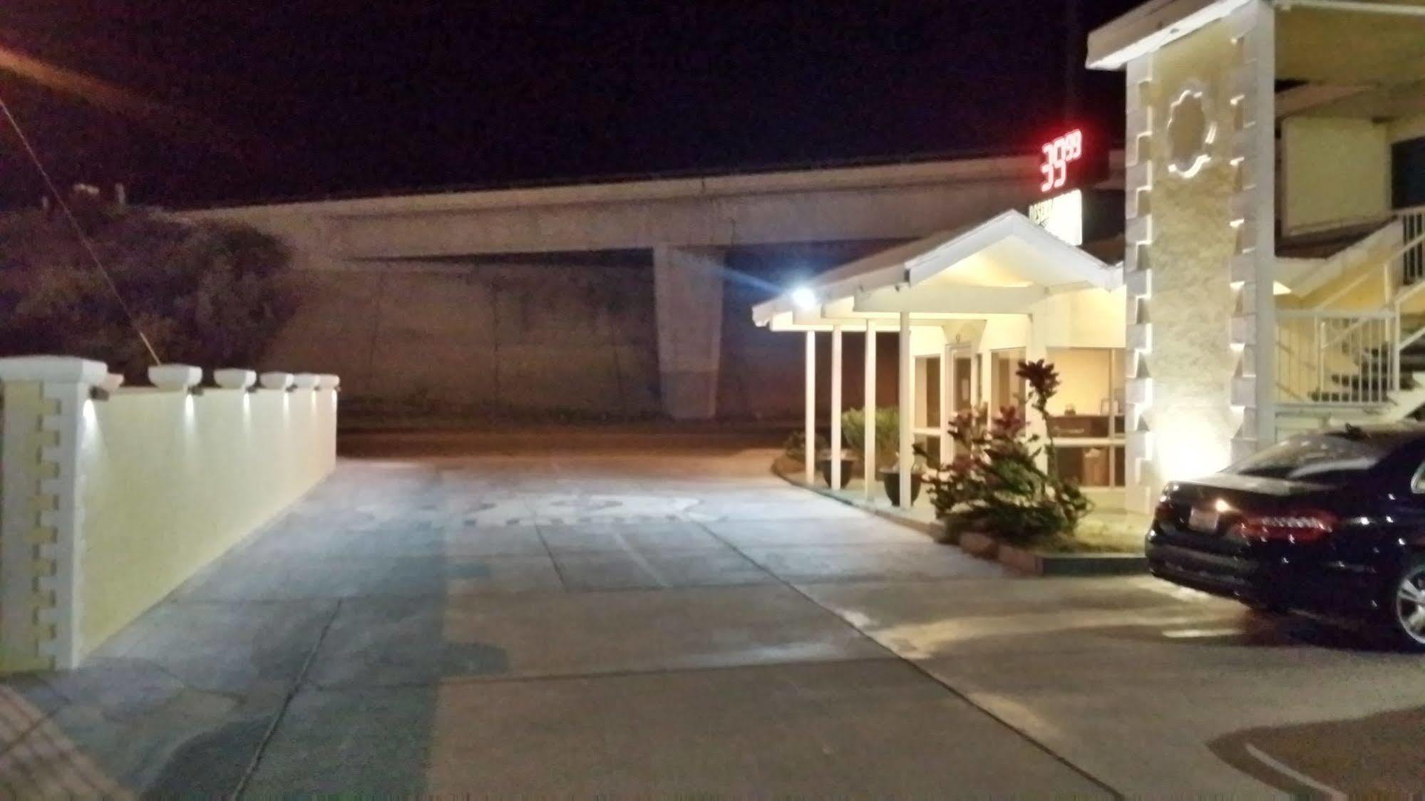 Desert Mirage Inn & Suites Needles Εξωτερικό φωτογραφία